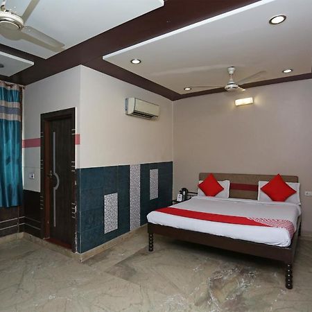 Sheel Gopal Vision Hotel Mathura Ngoại thất bức ảnh