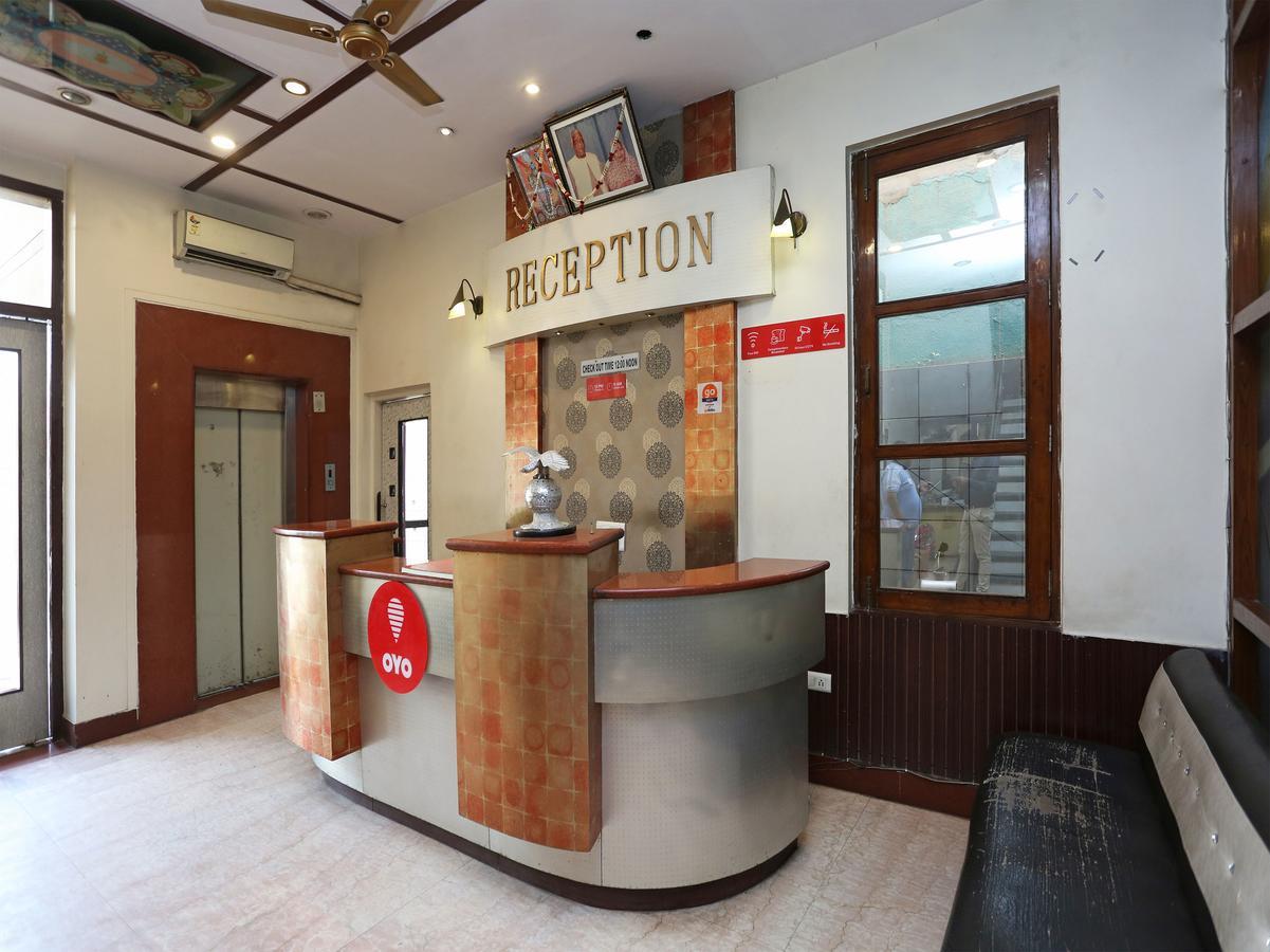 Sheel Gopal Vision Hotel Mathura Ngoại thất bức ảnh