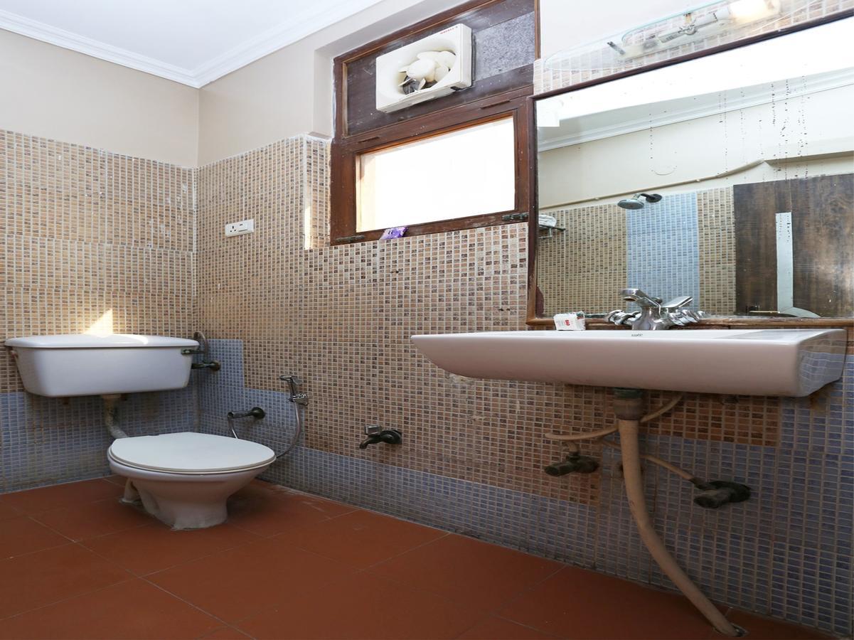 Sheel Gopal Vision Hotel Mathura Ngoại thất bức ảnh