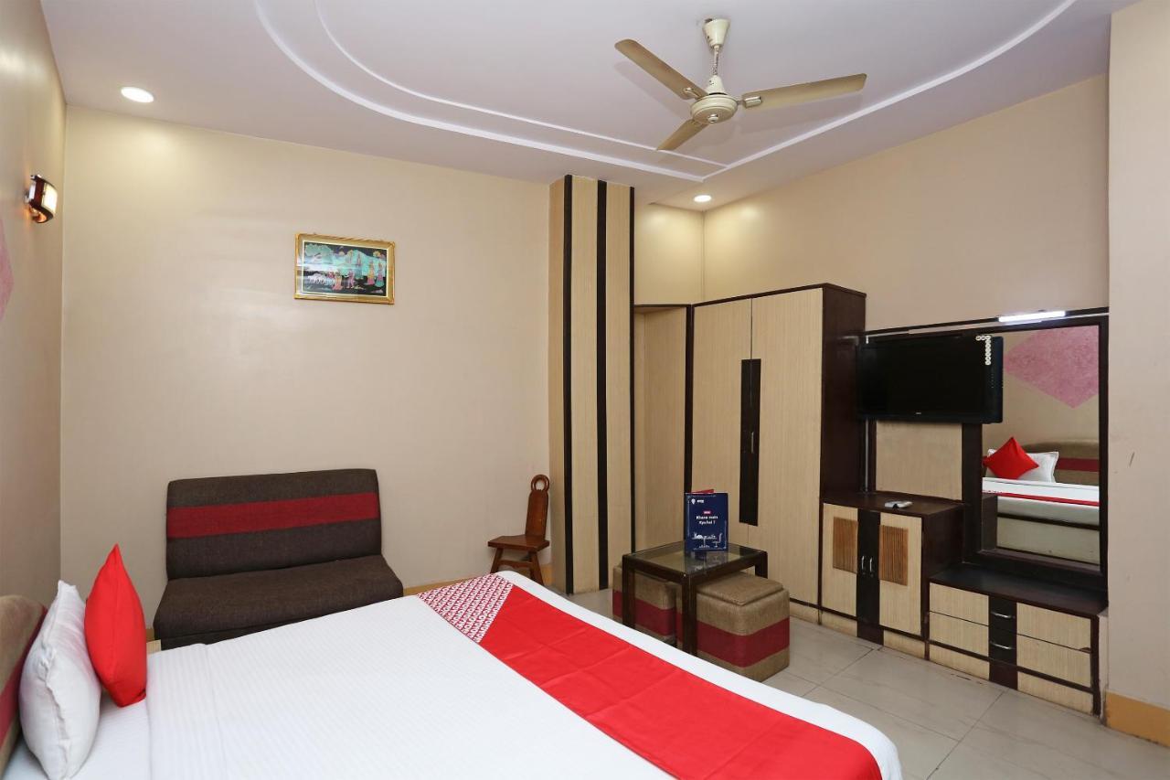 Sheel Gopal Vision Hotel Mathura Ngoại thất bức ảnh